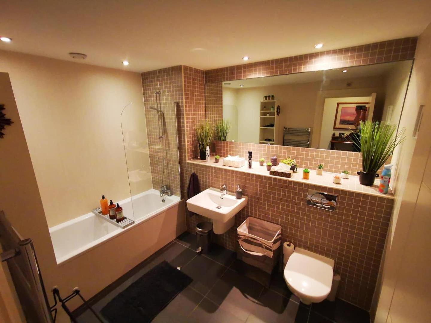 2Br Modern Luxury Loft Apartment Belfast Exterior photo